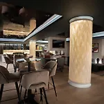 Alambique - & 4*